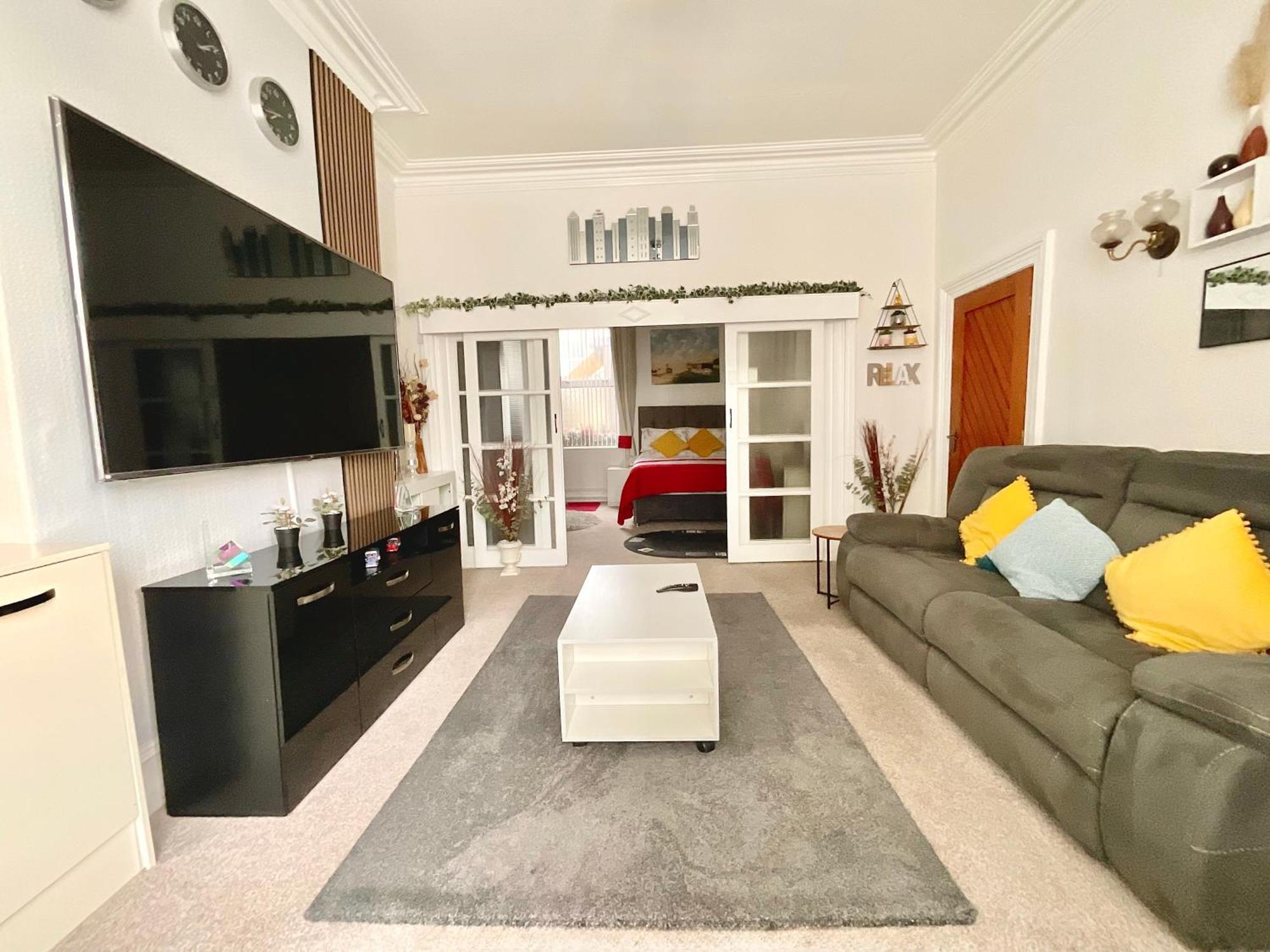 Victoria House - Self Catering Quiet Guesthouse - Adult Singles And Couples Only بلاكبول المظهر الخارجي الصورة